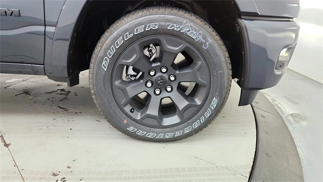 New 2026 RAM 1500 4x4 Crew Cab image 13