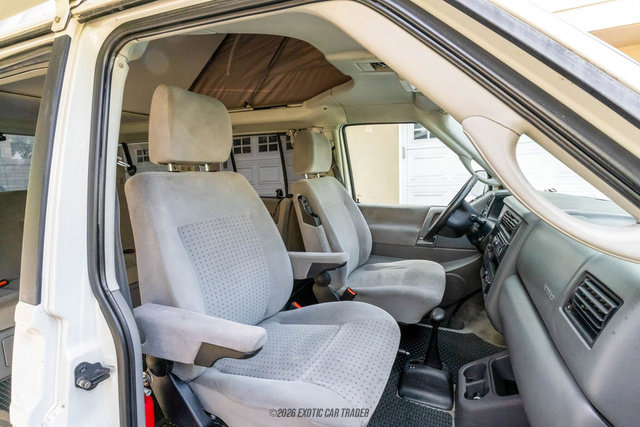 Used 2003 Volkswagen Eurovan MV FWD image 47