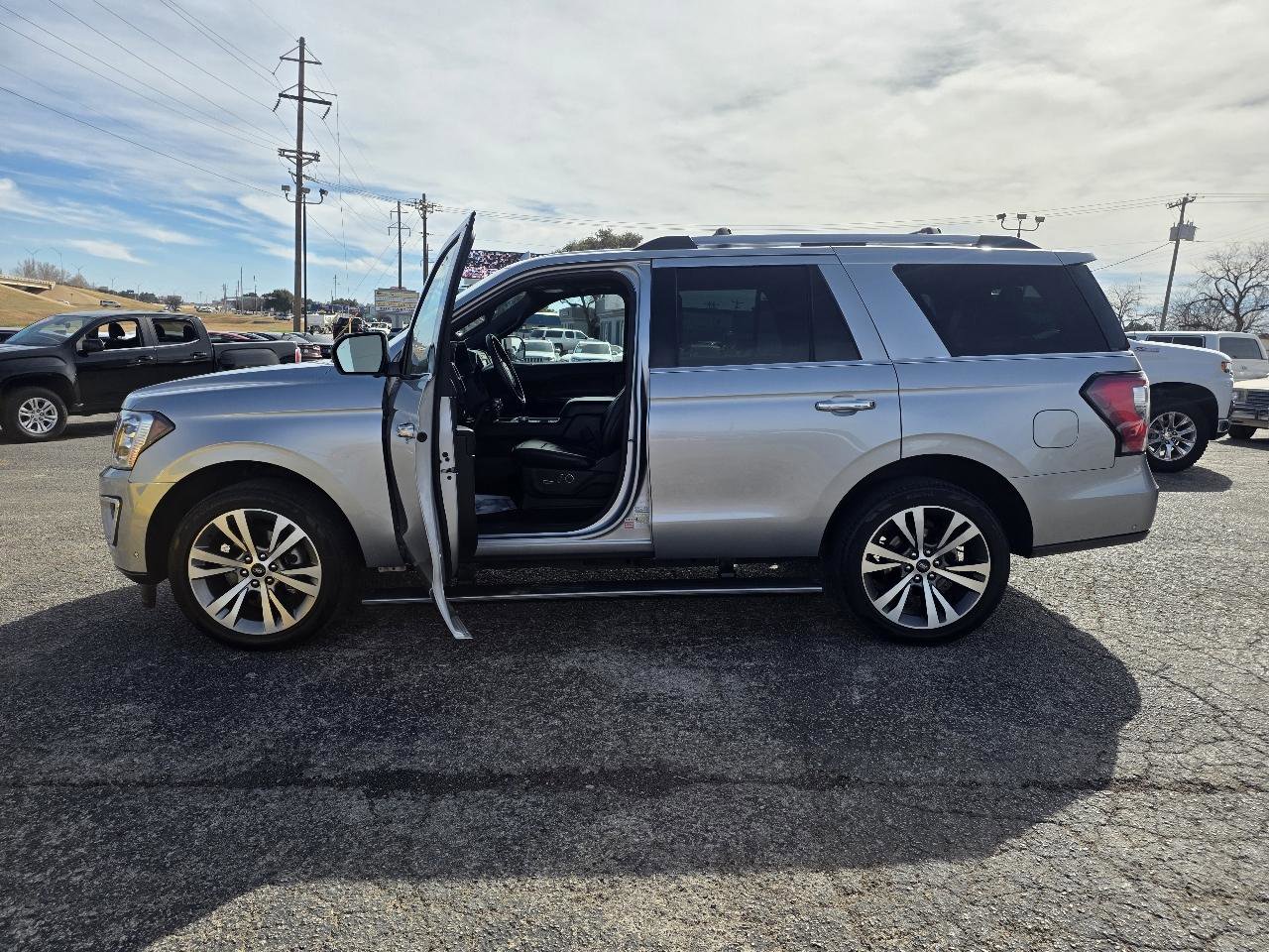 Used 2021 Ford Expedition Limited RWD image 9