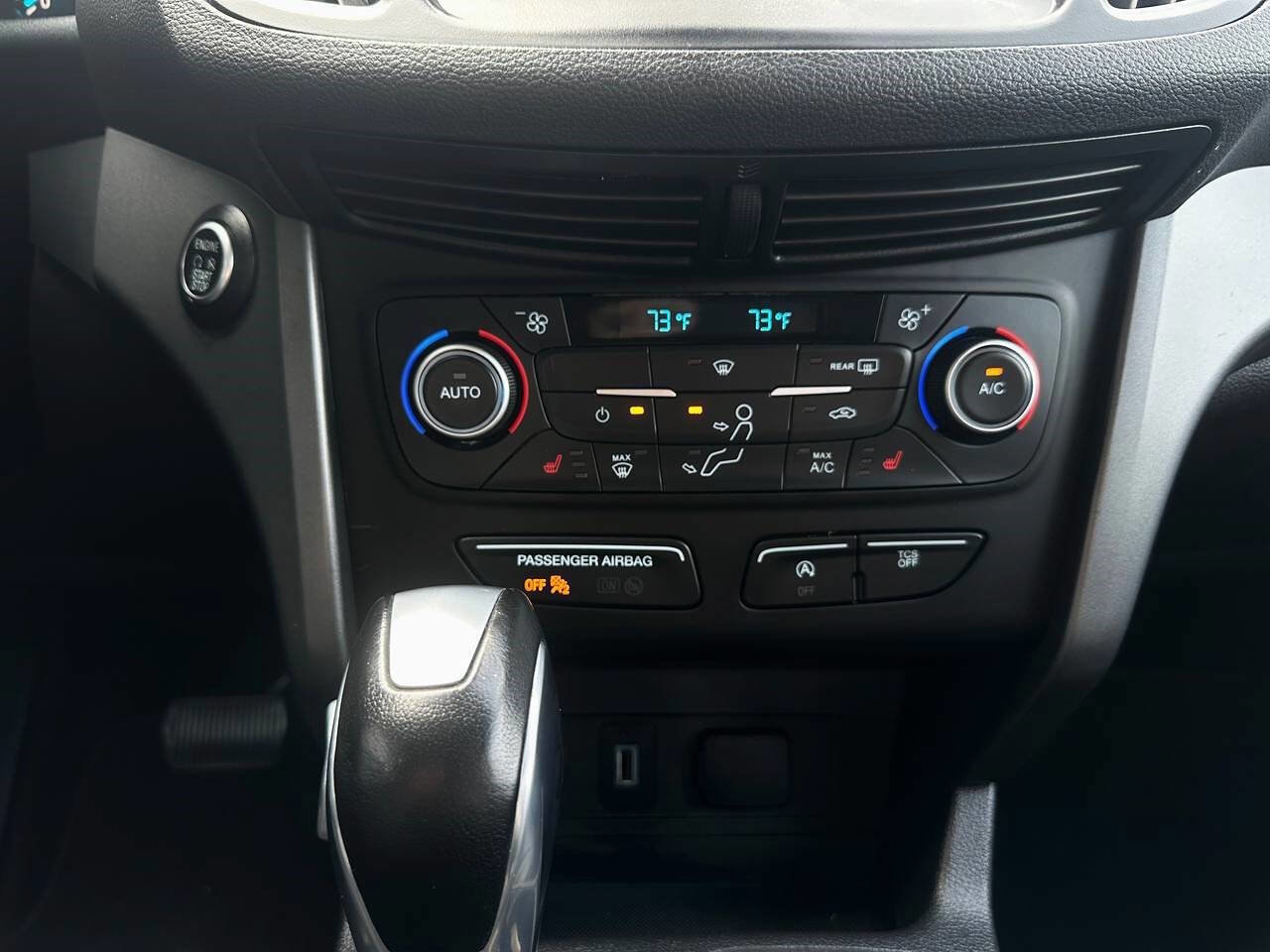 Used 2019 Ford Escape SEL image 19