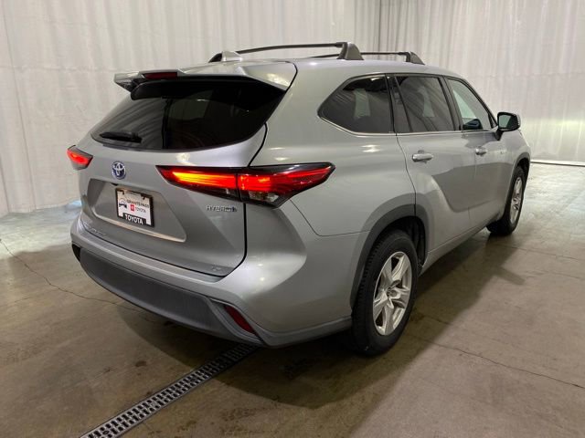 Certified 2020 Toyota Highlander LE image 4