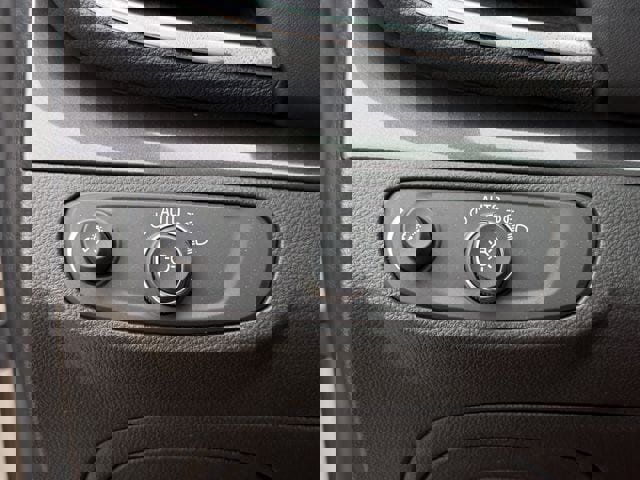 Used 2019 Buick Encore Preferred w/ Safety Package FWD image 22