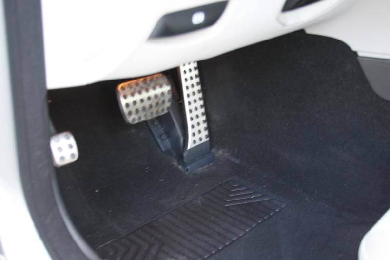 Used 2013 Mercedes-Benz C 300 Sport image 26