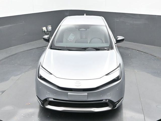 Used 2024 Toyota Prius XLE image 28