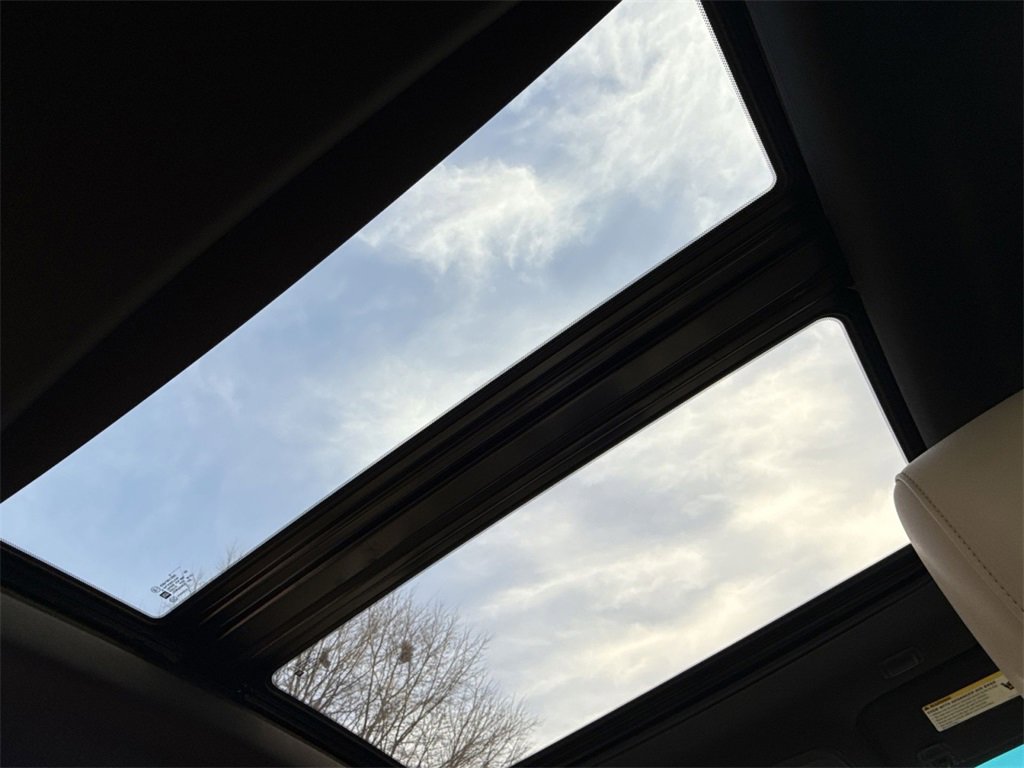 Used 2019 Cadillac CTS Luxury image 24