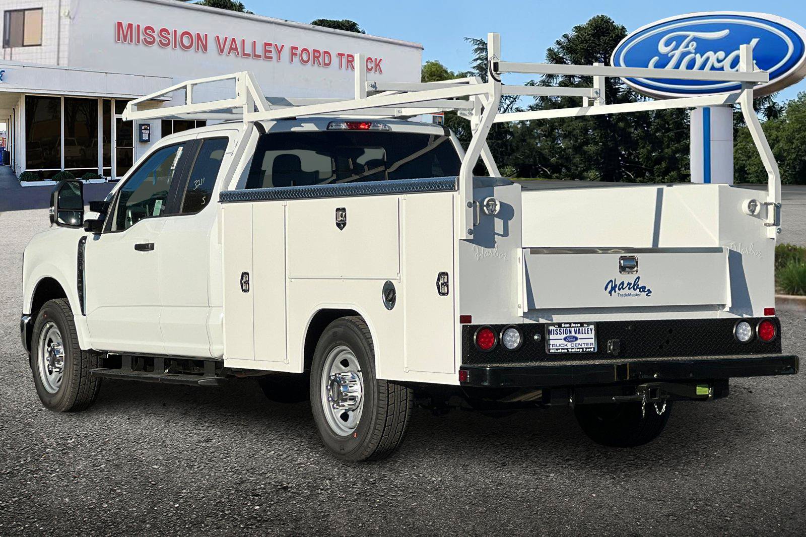 New 2026 Ford F350 XL w/ XL Chrome Package RWD image 6