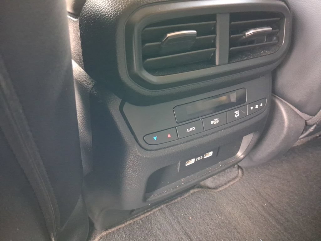 Used 2023 Honda Pilot EX-L image 23