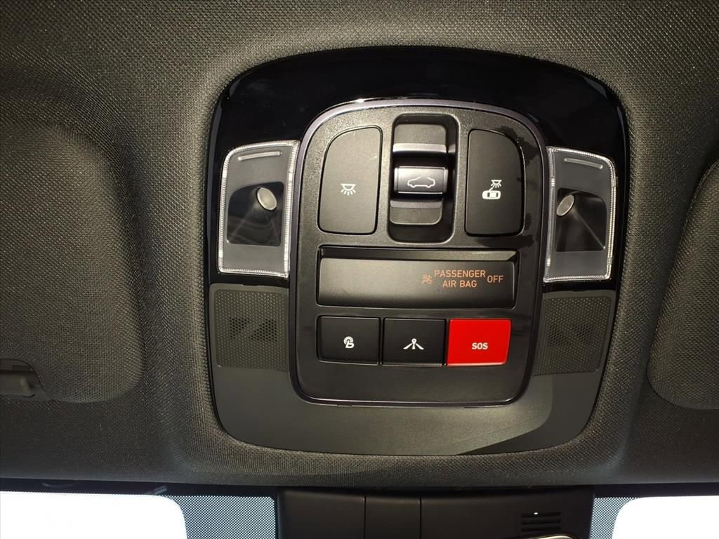 Used 2022 Hyundai Sonata Limited w/ Cargo Package image 23