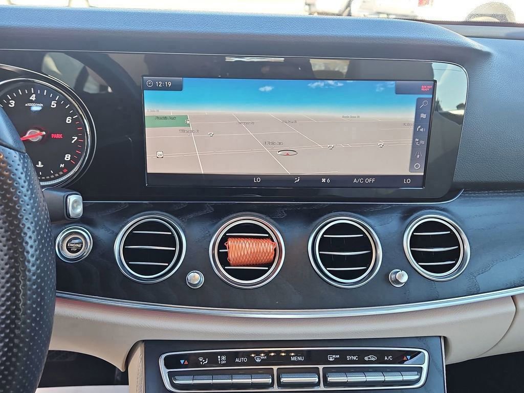 Used 2018 Mercedes-Benz E 300 4MATIC image 15