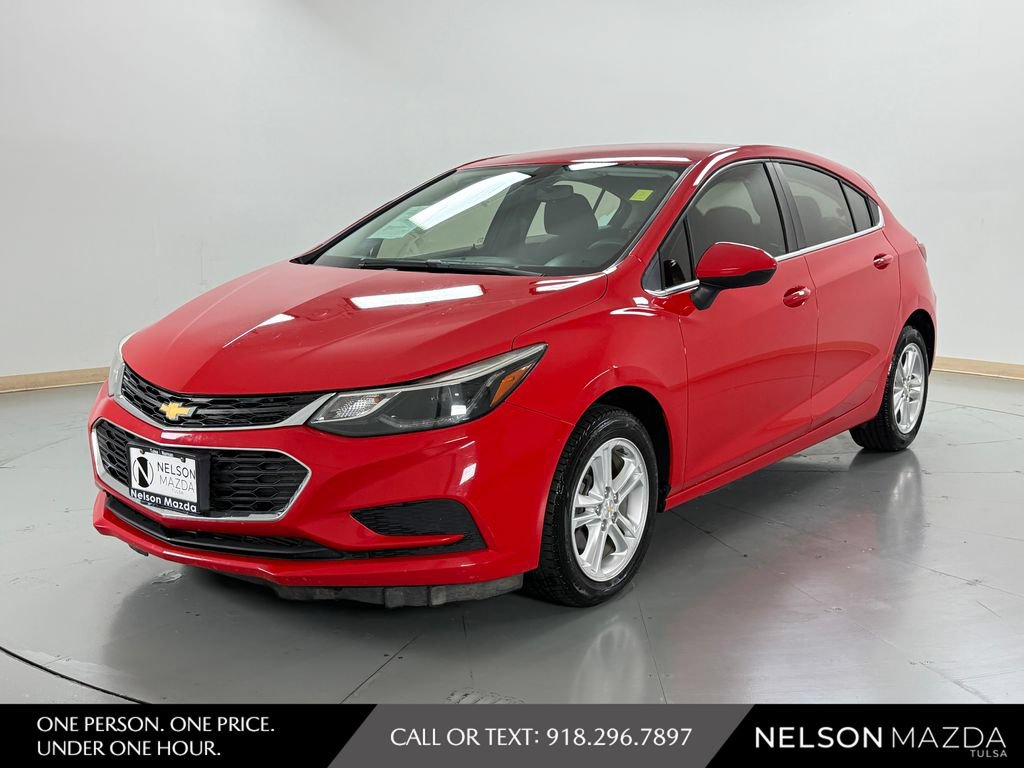 Used 2018 Chevrolet Cruze LT w/ Convenience Package FWD image 1