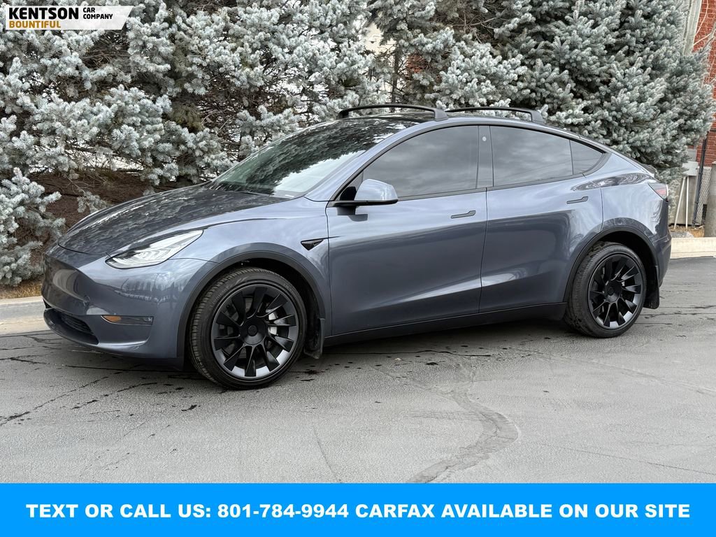 Used 2023 Tesla Model Y Long Range image 1