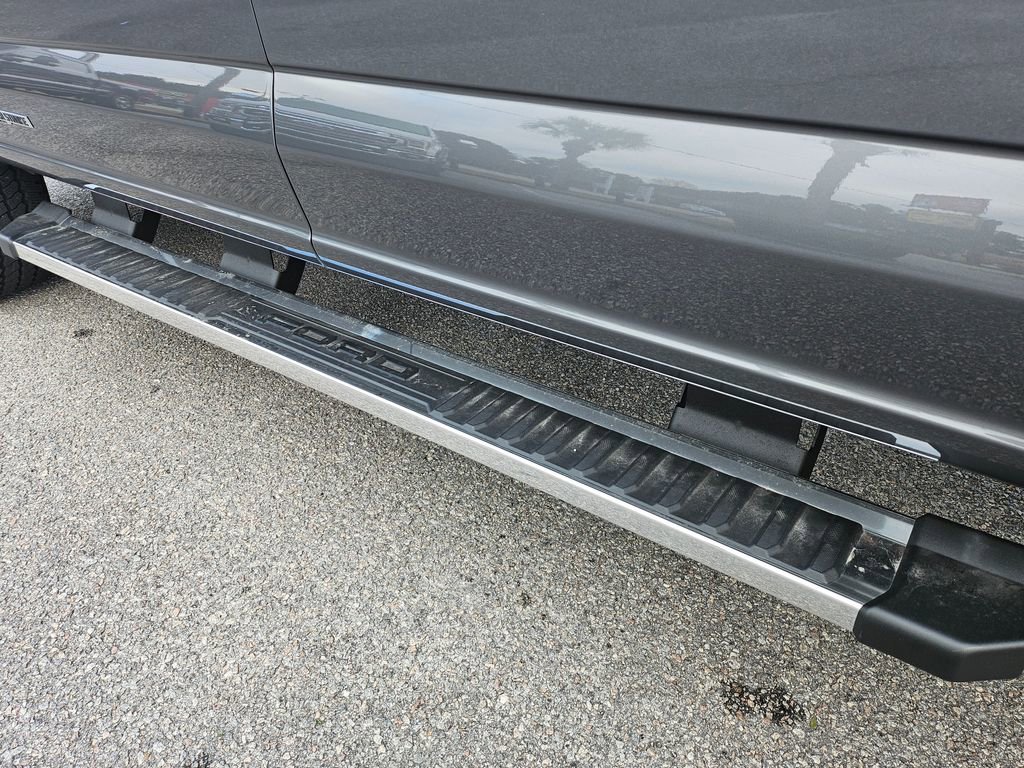 New 2026 Ford F250 Lariat w/ Chrome Package image 27