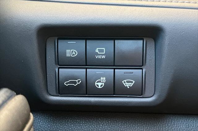 Certified 2021 Toyota Highlander Limited AWD/4WD image 33