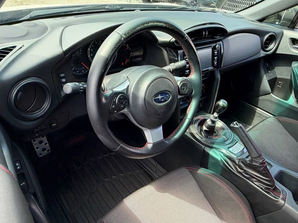 Used 2018 Subaru BRZ Premium w/ Popular Package #2 RWD image 12