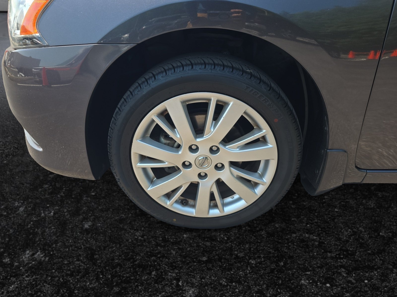 Used 2014 Nissan Sentra SL w/ Premium Package FWD image 9