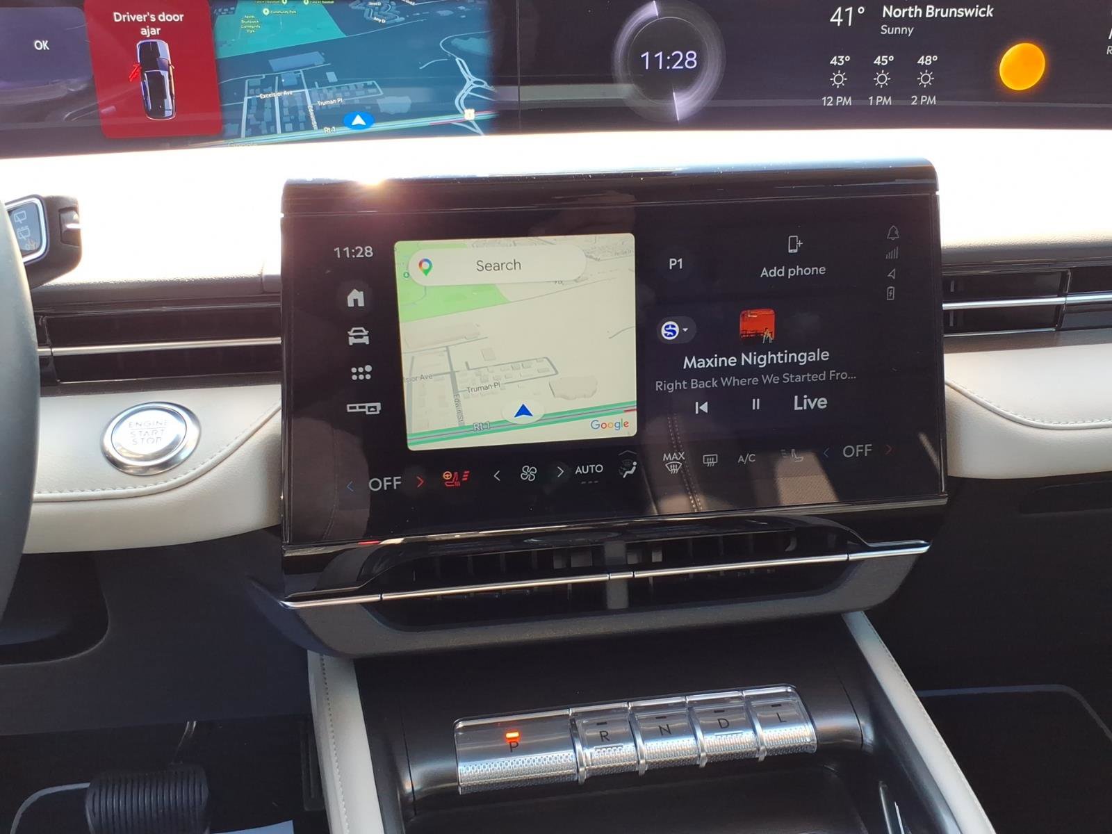 Used 2025 Lincoln Nautilus Premier w/ Equipment Group 102A AWD/4WD image 19
