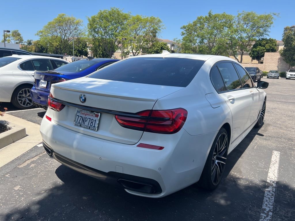 Used 2017 BMW 740i RWD image 5