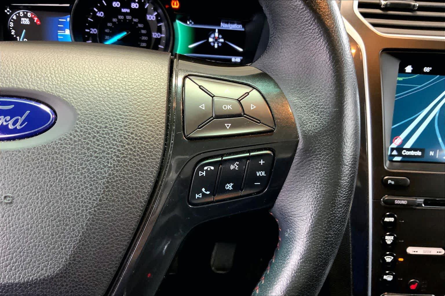 Used 2017 Ford Explorer Sport AWD/4WD image 24