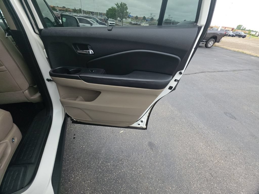 Used 2019 Honda Pilot Elite image 31