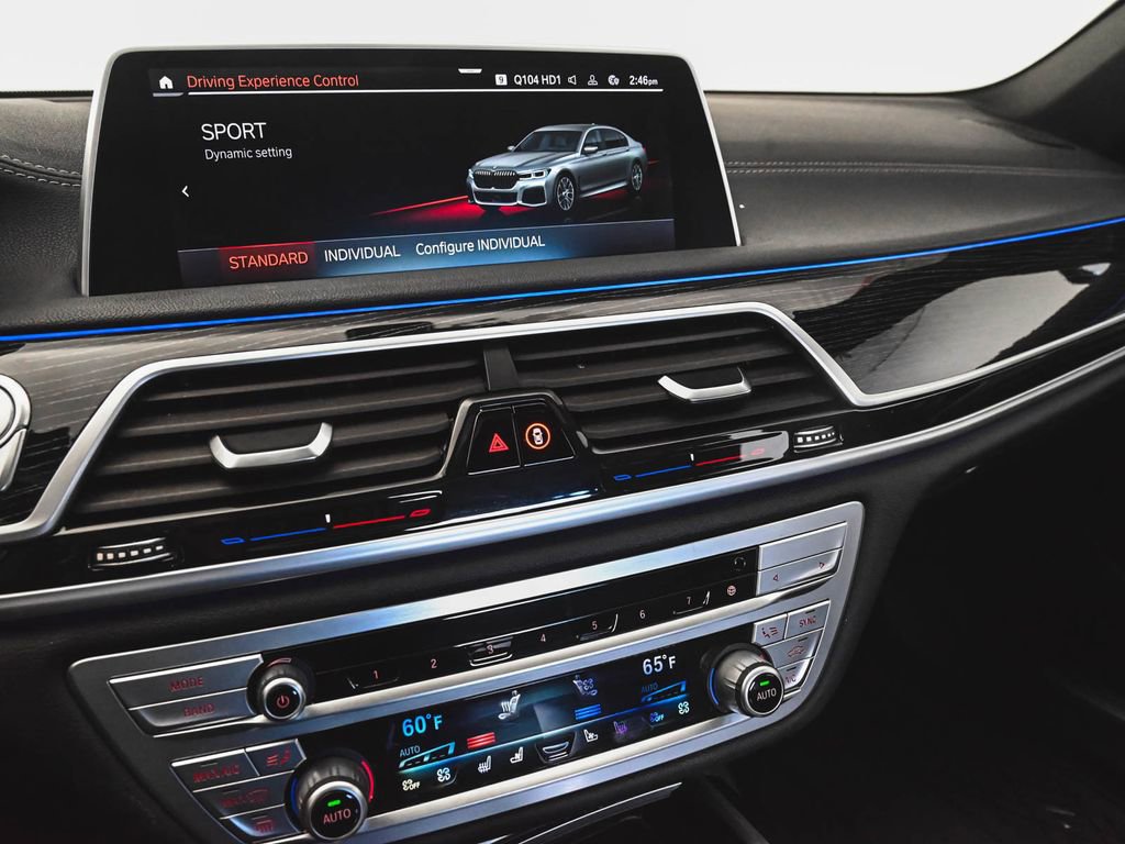 Used 2022 BMW 740i xDrive w/ M Sport Package image 19