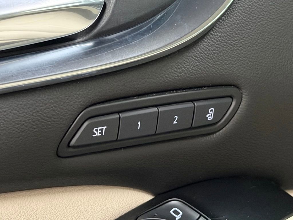 Certified 2022 Buick Enclave Avenir w/ Avenir Technology Package image 36