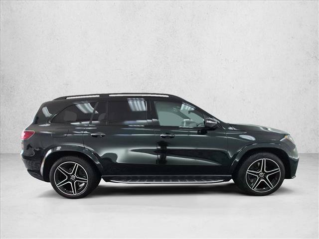 Used 2025 Mercedes-Benz GLS 450 4MATIC image 4