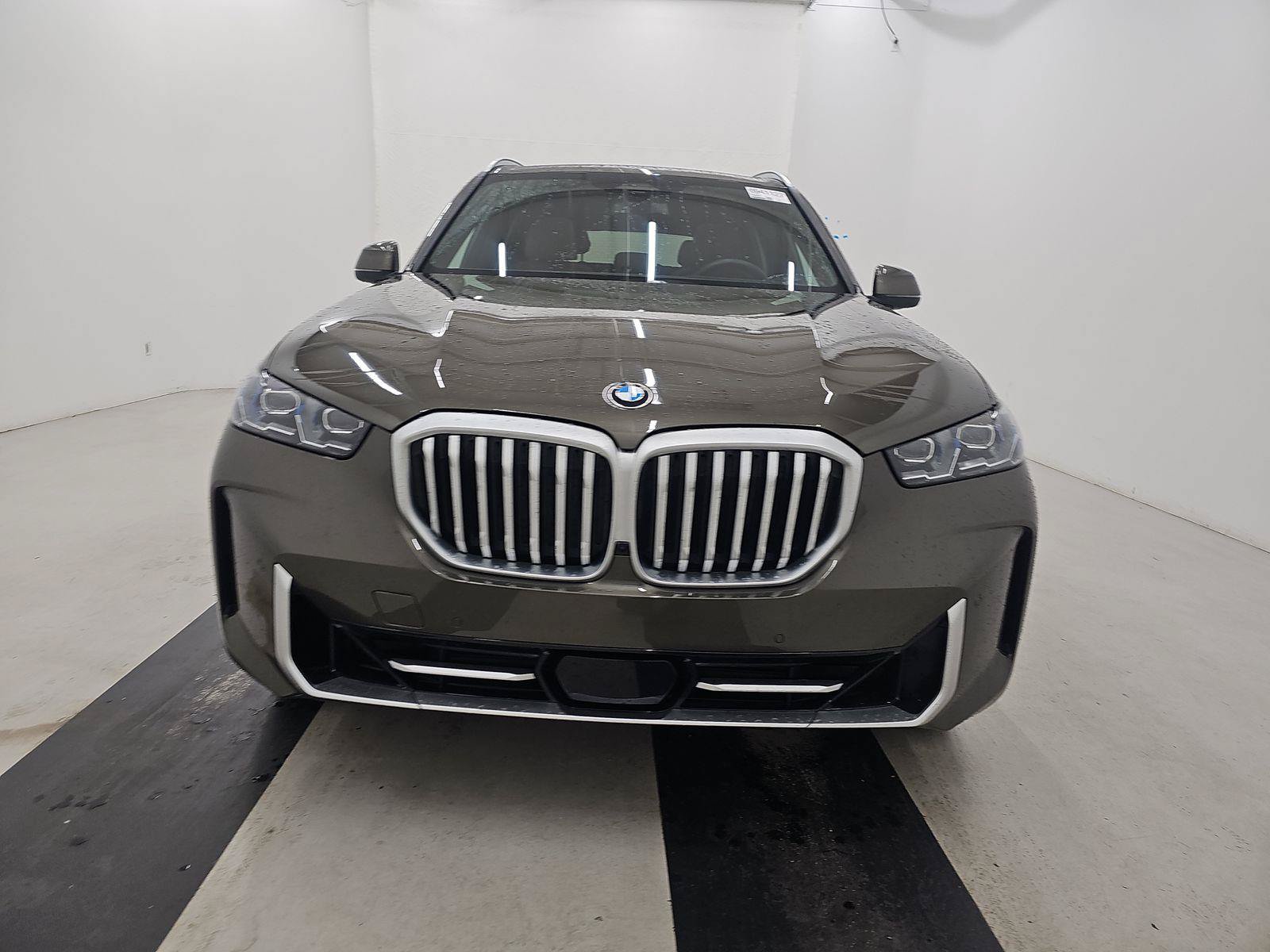 Certified 2026 BMW X5 xDrive40i AWD/4WD image 5