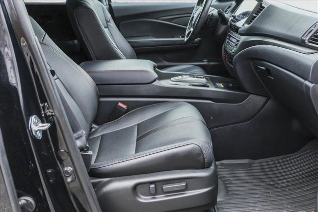 Certified 2025 Honda Passport TrailSport image 29