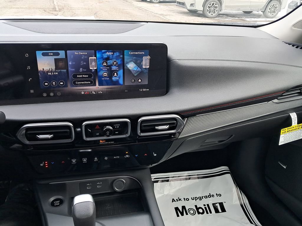 New 2026 Nissan Sentra SR w/ SR Premium Package FWD image 20