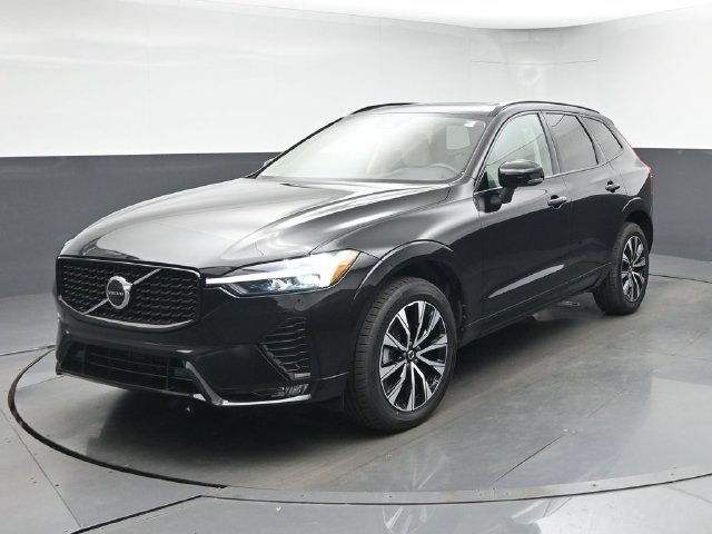 Used 2024 Volvo XC60 B5 Core w/ Climate Package AWD/4WD image 3