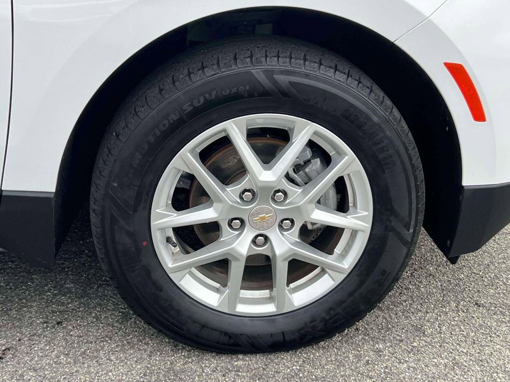 Used 2022 Chevrolet Equinox LS w/ LS Convenience Package AWD/4WD image 8