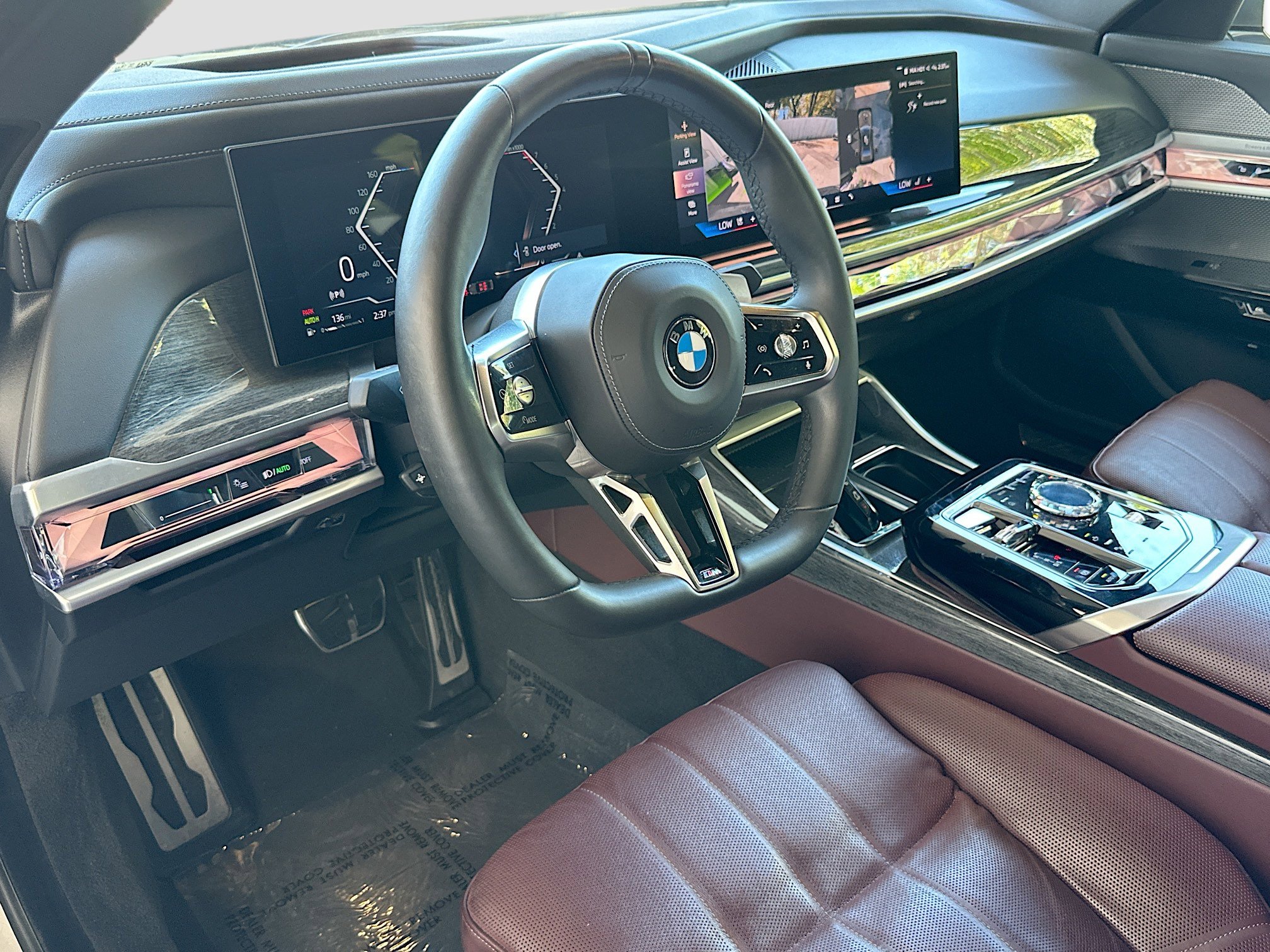 Certified 2023 BMW 740i image 9