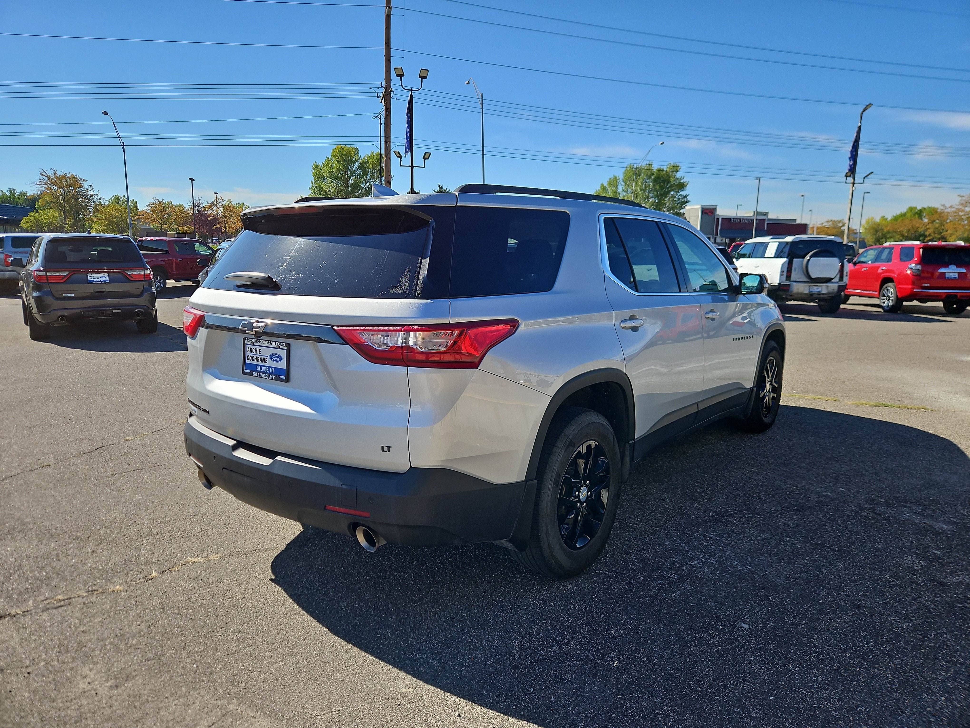 Used 2019 Chevrolet Traverse LT w/ LPO, Blackout Package AWD/4WD image 5