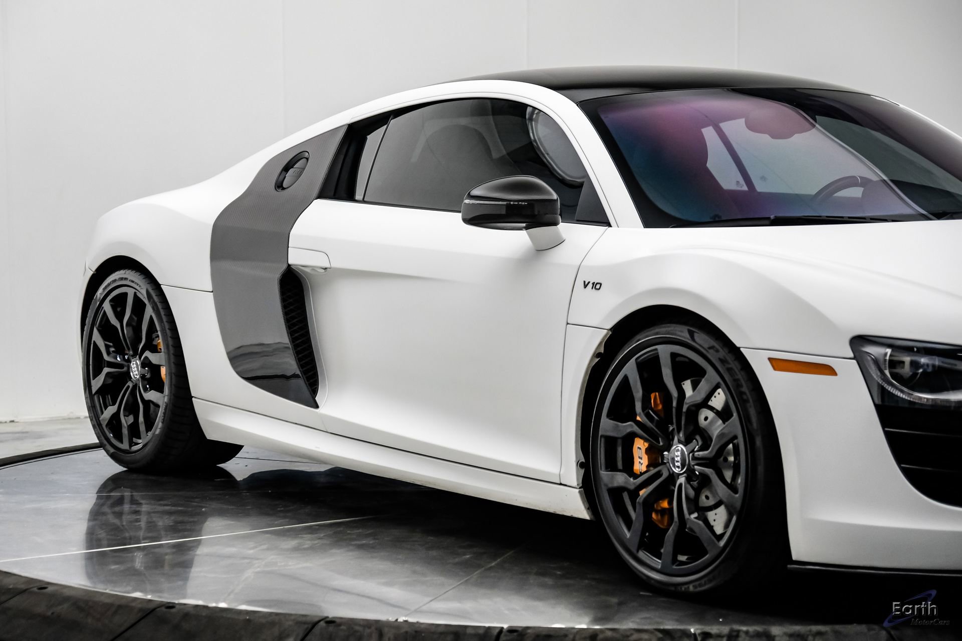 Used 2010 Audi R8 V10 image 32