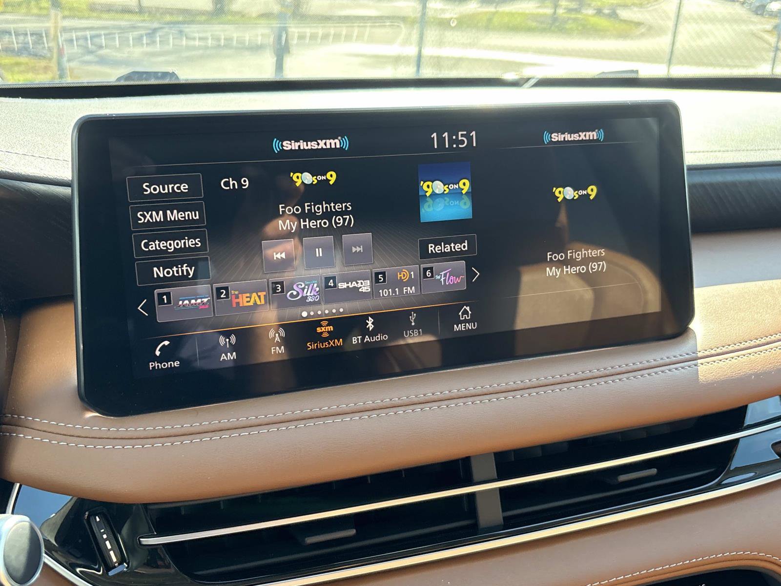 Used 2023 INFINITI QX60 Sensory w/ Vision Package image 23