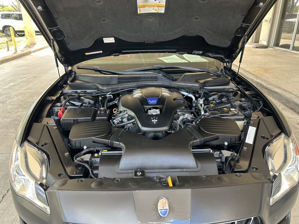 Used 2017 Maserati Quattroporte S GranSport Q4 image 11