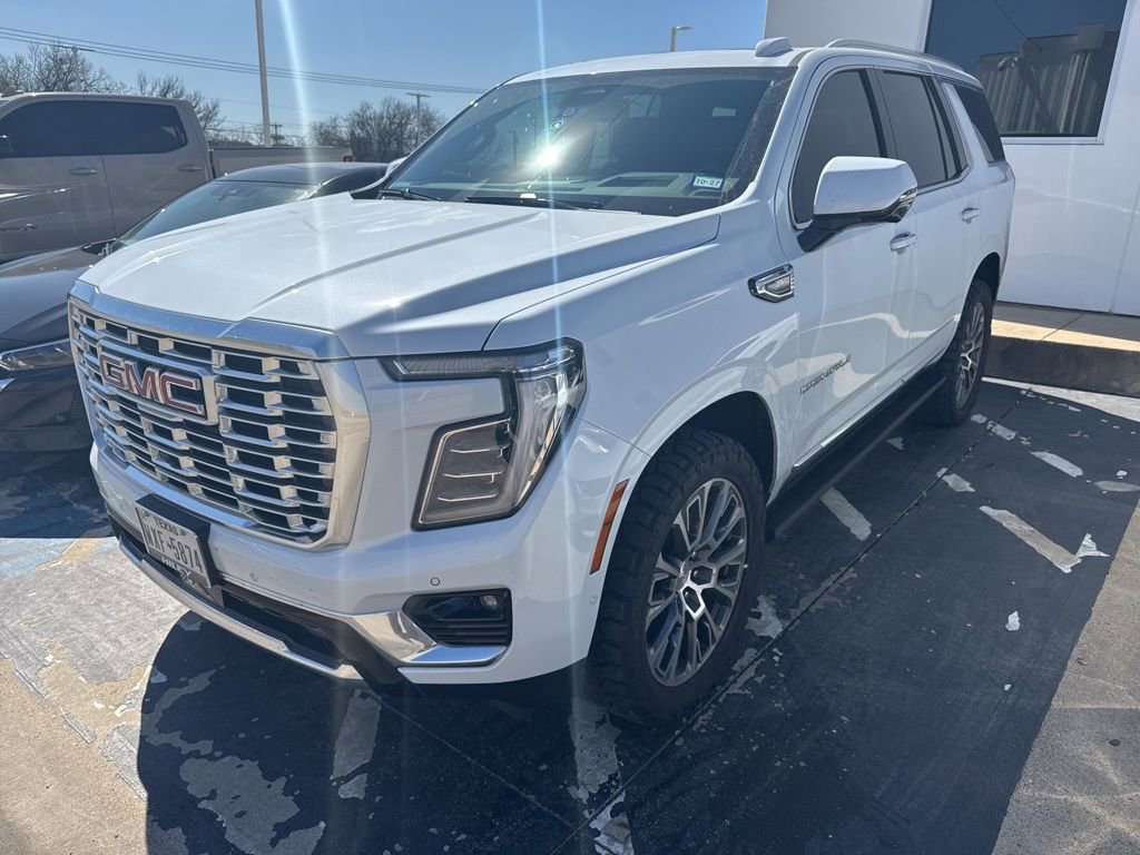 Used 2026 GMC Yukon Denali w/ Sun & Power Step Package