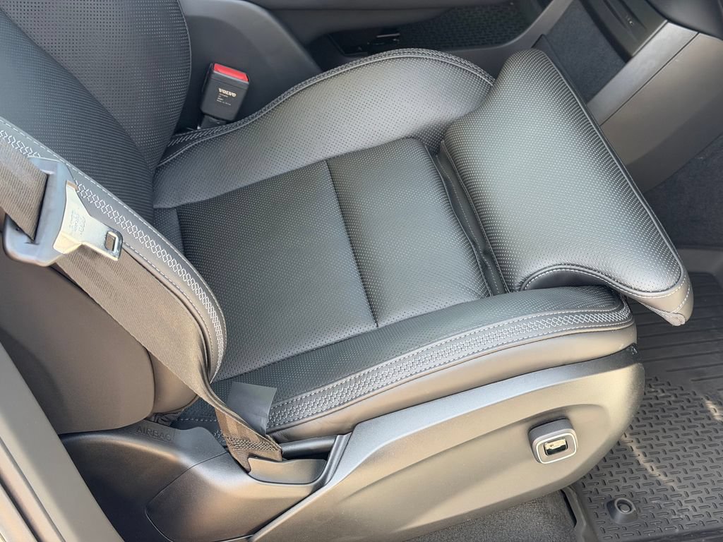 New 2026 Volvo EX90 Ultra AWD/4WD image 8