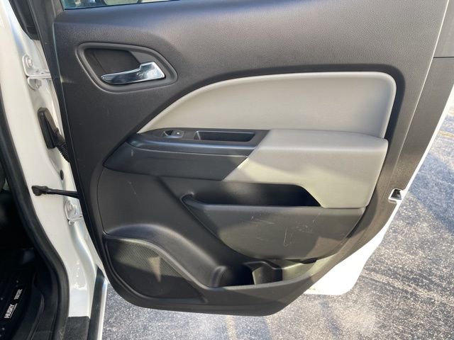 Used 2016 Chevrolet Colorado LT w/ Safety Package image 24