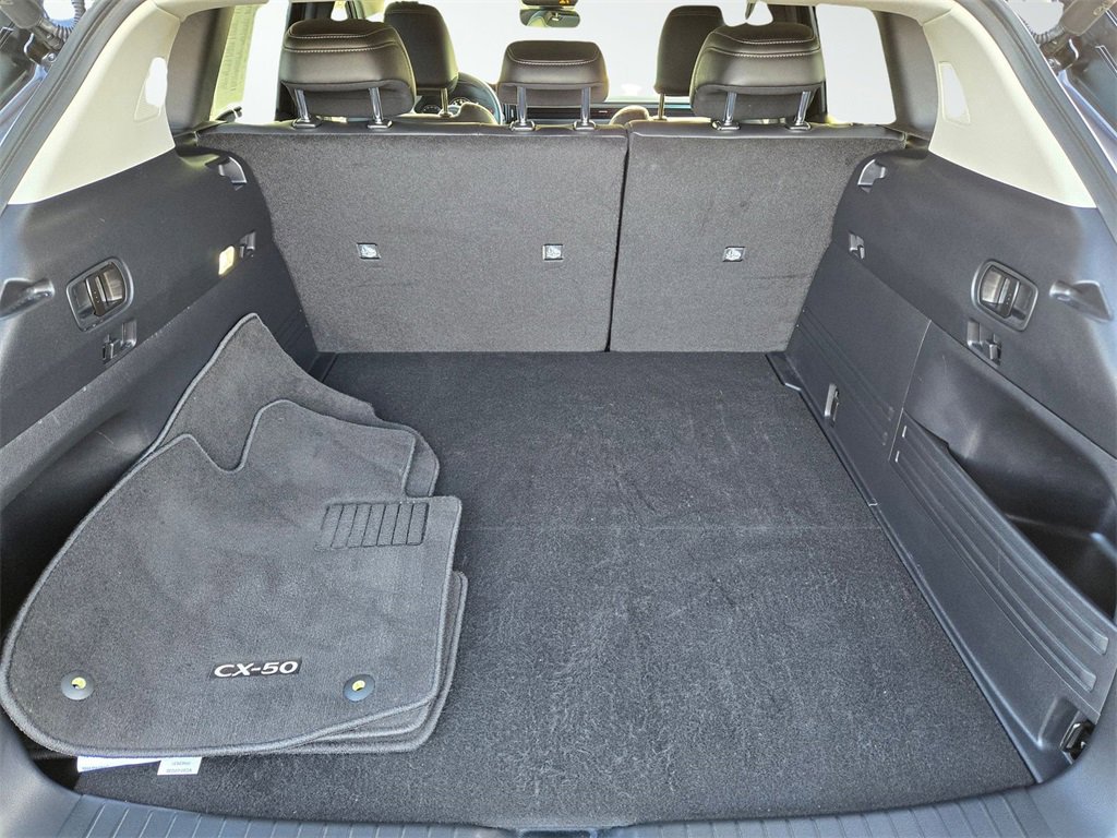 Certified 2025 MAZDA CX-50 2.5 Hybrid w/ Premium Plus Pkg image 9