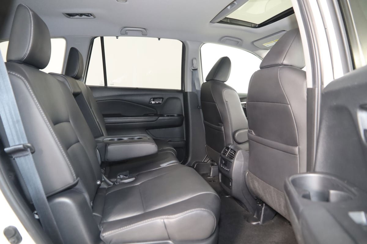 Used 2021 Honda Pilot Special Edition image 13