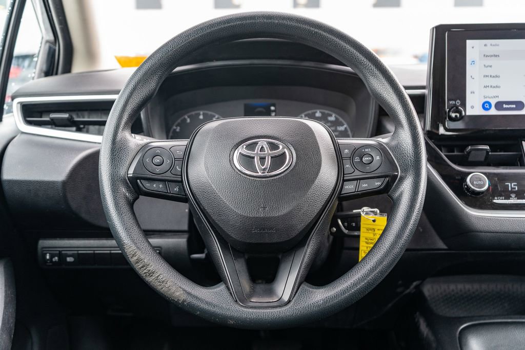 Used 2023 Toyota Corolla LE image 14