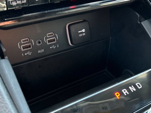 Used 2023 Jeep Grand Cherokee L Limited AWD/4WD image 46