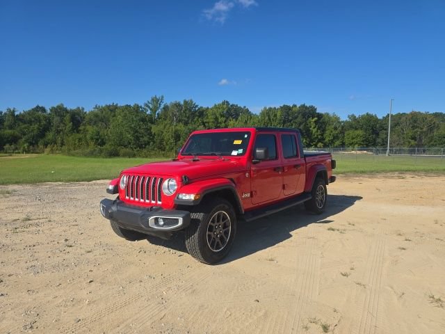 Used 2021 Jeep Gladiator Overland w/ Trailer Tow Package AWD/4WD image 2