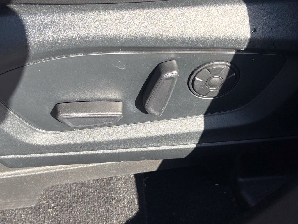 Used 2021 Ford Explorer ST w/ Equipment Group 401A AWD/4WD image 17