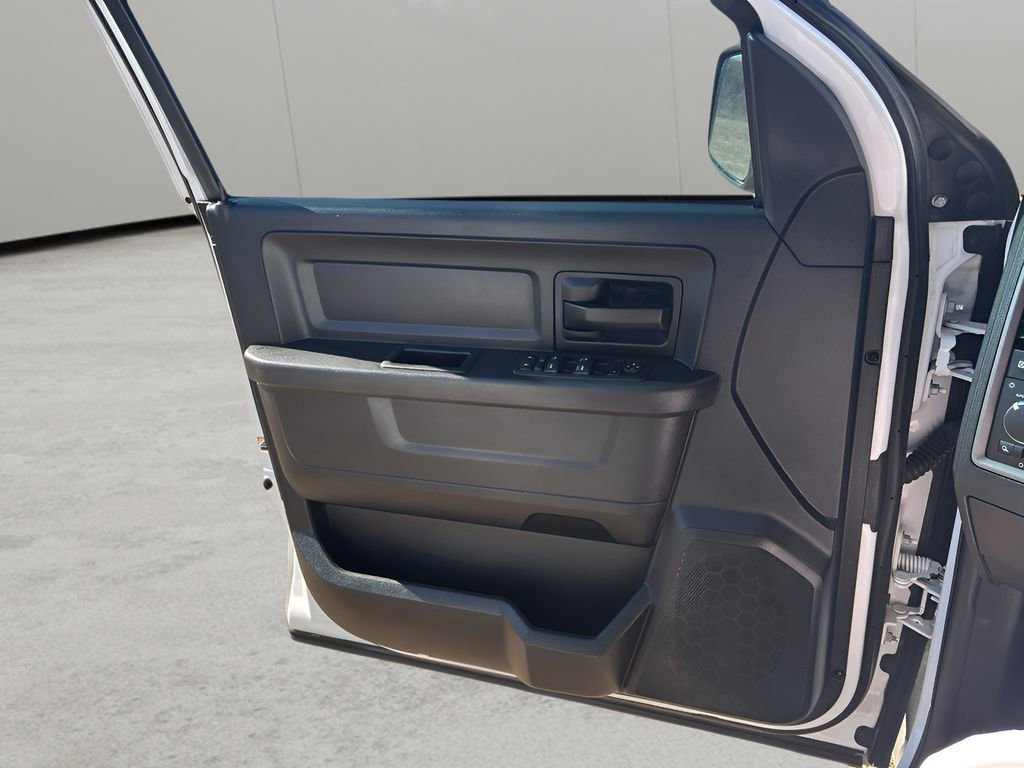 Used 2016 RAM 1500 Tradesman w/ Popular Equipment Group image 37