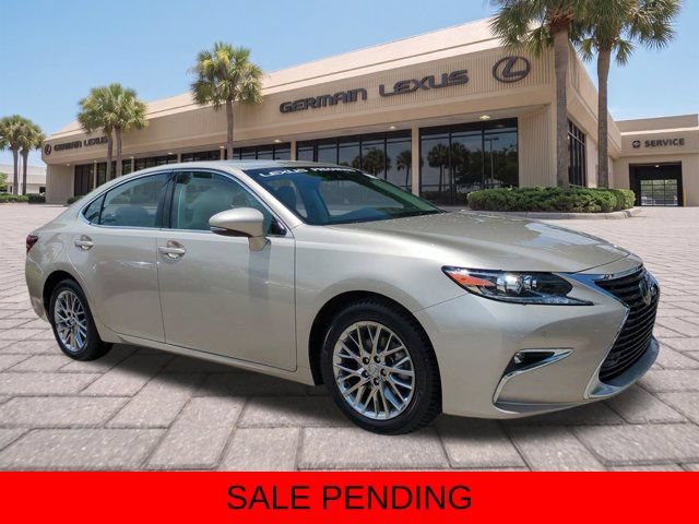Used 2018 Lexus ES 350 w/ Luxury Package w/Wood Trim FWD image 1