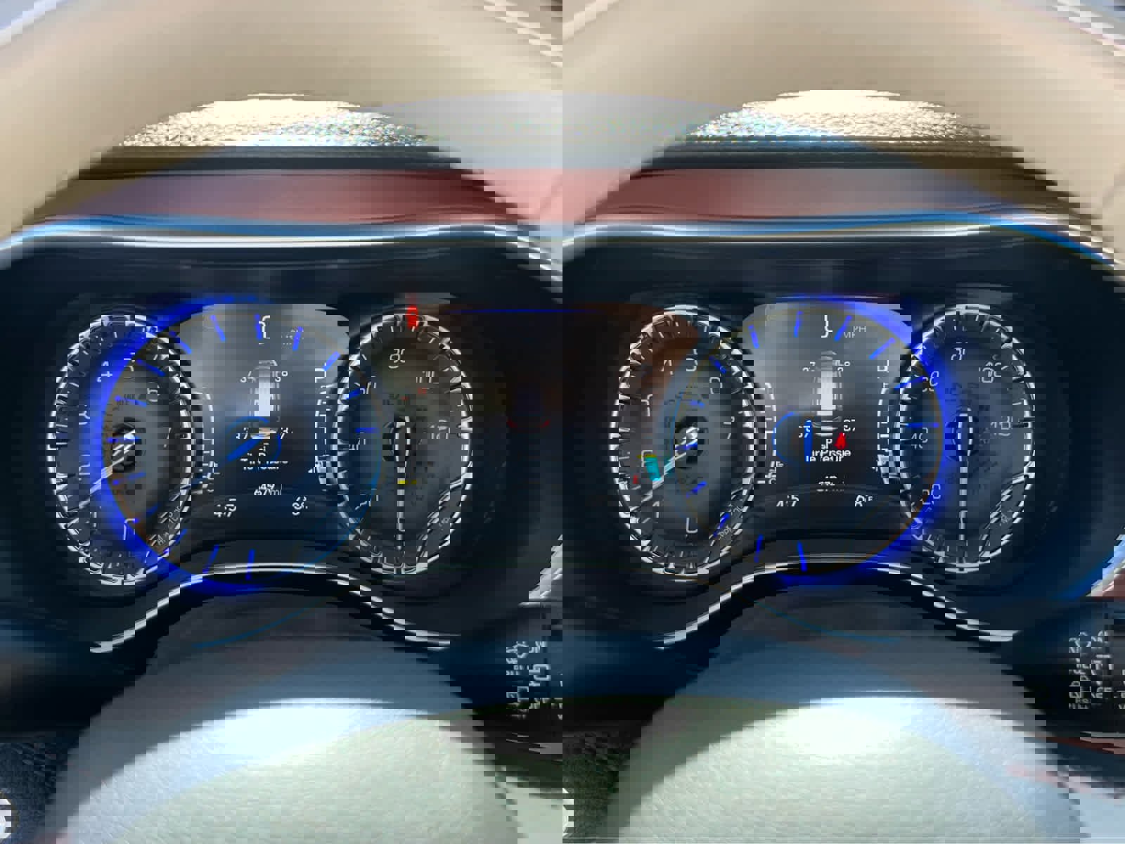 Used 2020 Chrysler Pacifica Limited image 35