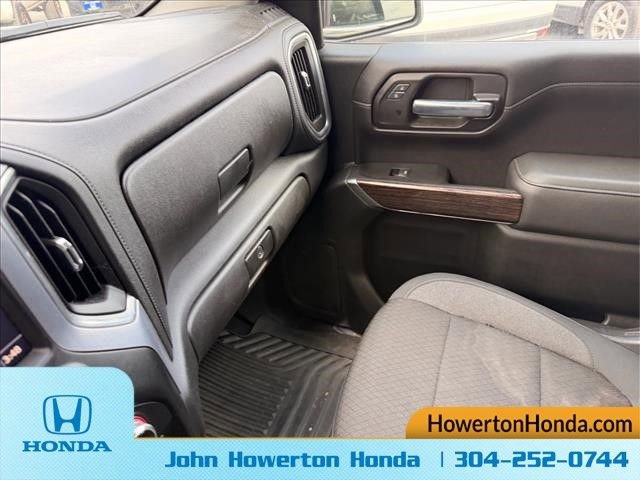 Used 2020 GMC Sierra 1500 SLE w/ SLE Value Package image 16