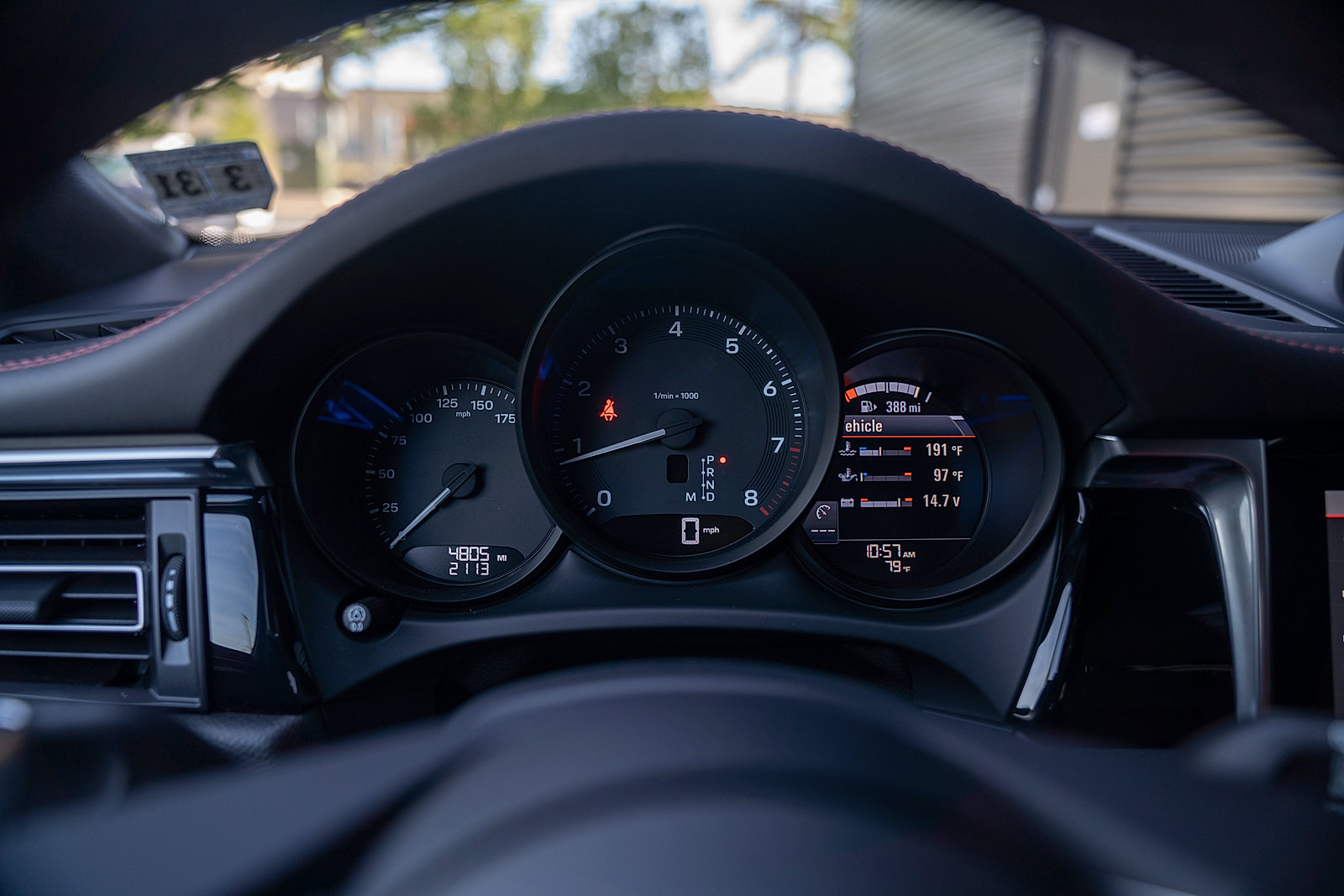 Used 2026 Porsche Macan AWD/4WD image 9